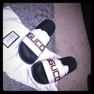 Gucci slides